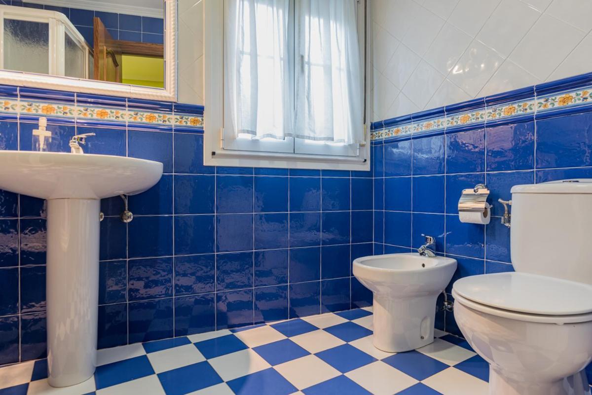 Hotel Y Apartamentos La Lonja Кангас-де-Оніс Екстер'єр фото